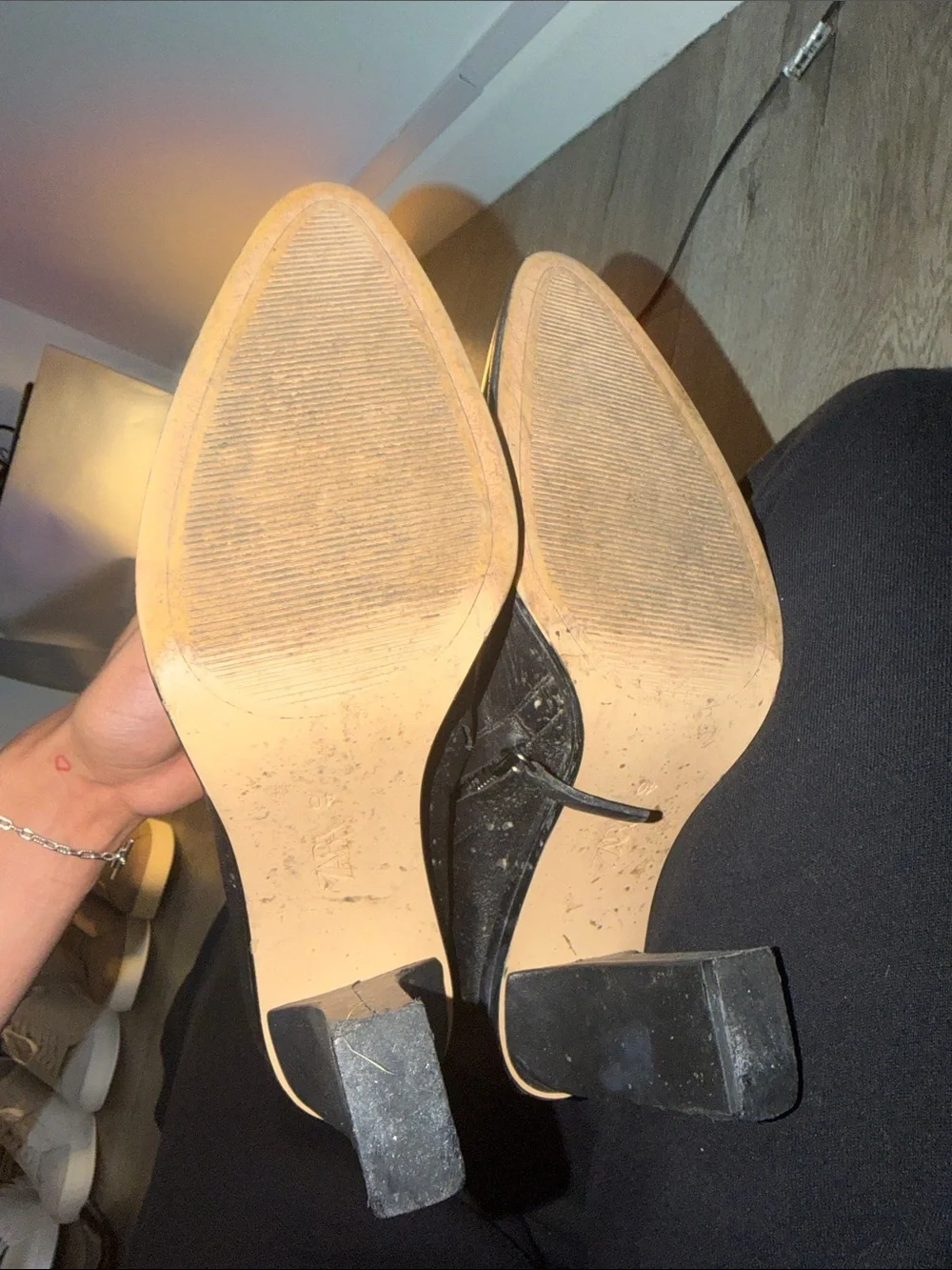 Zara sleek black
